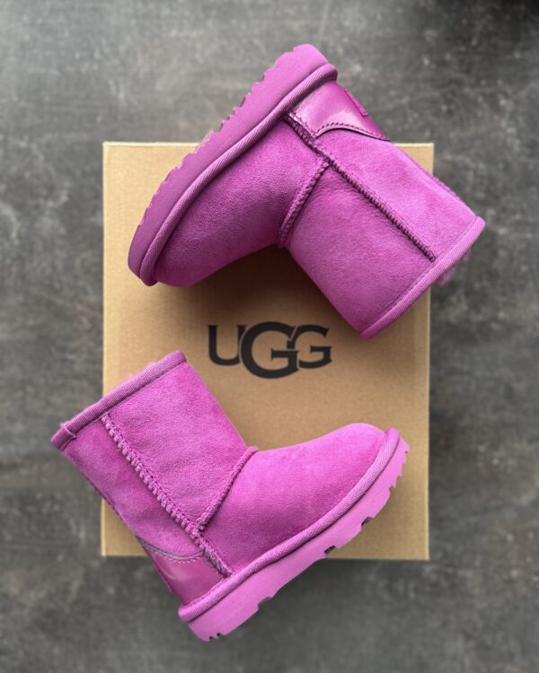 Дитячі черевики UGG Classic II - Зображення 2